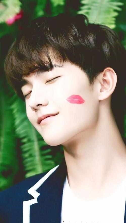 杨洋搞笑爆料文章视频,笑料百出，揭秘明星幕后趣事  第2张